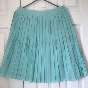 NWT Talbots Pleated Skirt
